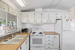 9427 E University Dr, Mesa, AZ 85207 - Photo 3