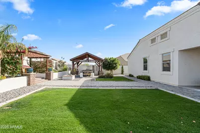 30394 W Amelia Avenue, Buckeye, AZ 85396 - Photo 19