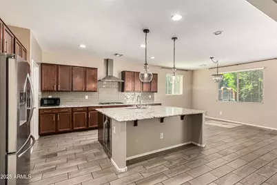 9008 S 55th Drive, Laveen, AZ 85339 - Photo 11