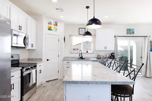 9023 W Torreon Dr, Arizona City, AZ 85123 - Photo 11
