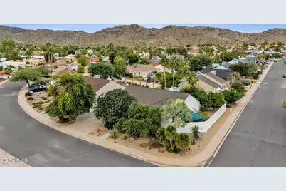 4560 E Sunrise Drive, Phoenix, AZ 85044 - Photo 47