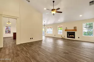 4560 E Sunrise Dr, Phoenix, AZ 85044 - Photo 13