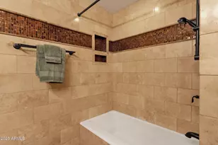 4560 E Sunrise Dr, Phoenix, AZ 85044 - Photo 29