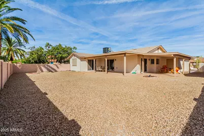 26422 S New Town Drive, Sun Lakes, AZ 85248 - Photo 25