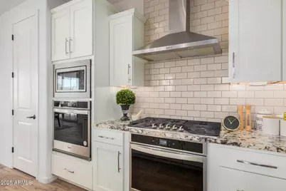 5654 N 88th Lane, Glendale, AZ 85305 - Photo 11