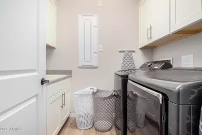 5654 N 88th Lane, Glendale, AZ 85305 - Photo 39