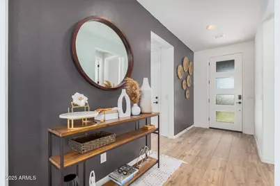 5654 N 88th Lane, Glendale, AZ 85305 - Photo 9