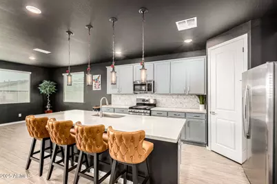 4301 E Bradford Avenue, San Tan Valley, AZ 85143 - Photo 13