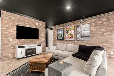 4301 E Bradford Avenue, San Tan Valley, AZ 85143 - Photo 11