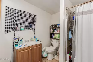 1812 S 28th Dr, Phoenix, AZ 85009 - Photo 13