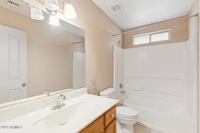 9561 W Hartigan Lane, Arizona City, AZ 85123 - Photo 13