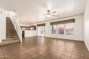 1096 E Parkview Ct, Gilbert, AZ 85295 - Photo 9