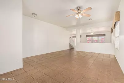 1096 E Parkview Court, Gilbert, AZ 85295 - Photo 13