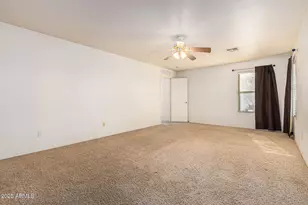 1096 E Parkview Ct, Gilbert, AZ 85295 - Photo 21