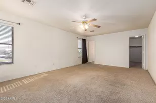 1096 E Parkview Ct, Gilbert, AZ 85295 - Photo 19