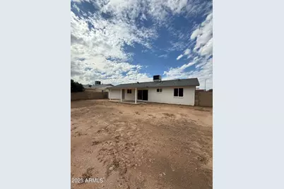 19839 N 6th Drive, Phoenix, AZ 85027 - Photo 15