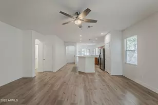 3877 S Coach House Dr, Gilbert, AZ 85297 - Photo 7