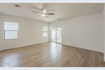 3877 S Coach House Drive, Gilbert, AZ 85297 - Photo 9