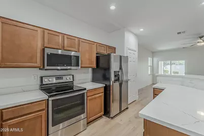 3877 S Coach House Drive, Gilbert, AZ 85297 - Photo 11