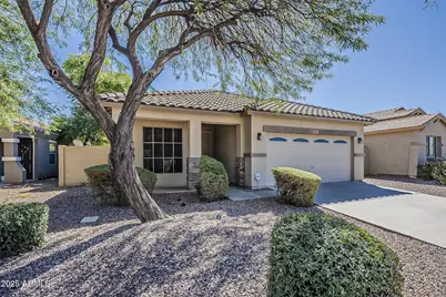 3877 S Coach House Drive, Gilbert, AZ 85297 - Photo 3