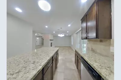 8434 S 19th Street, Phoenix, AZ 85042 - Photo 5