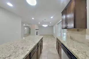 8434 S 19th St, Phoenix, AZ 85042 - Photo 5