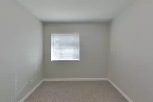 8434 S 19th St, Phoenix, AZ 85042 - Photo 11