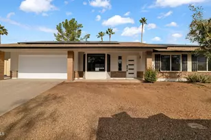 116 E Helena Dr, Phoenix, AZ 85022 - Photo 1