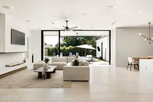 3721 E Piccadilly Rd, Phoenix, AZ 85018 - Photo 7