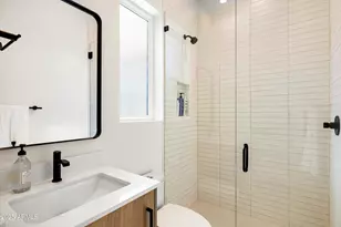 3721 E Piccadilly Rd, Phoenix, AZ 85018 - Photo 35