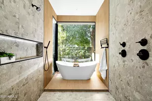 3721 E Piccadilly Rd, Phoenix, AZ 85018 - Photo 27