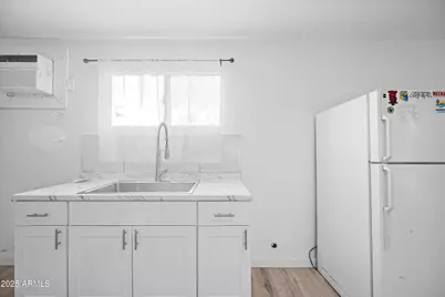 2057 E 10th Street, Tempe, AZ 85281 - Photo 19