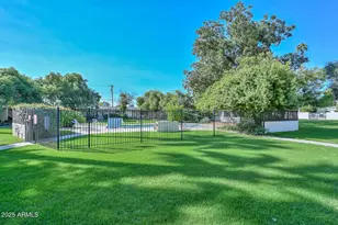 3505 E Campbell Ave, Phoenix, AZ 85018 - Photo 7