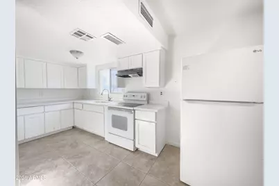 1927 E Sheridan Street #B, Phoenix, AZ 85006 - Photo 5