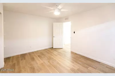 337 W Pasadena Avenue #05, Phoenix, AZ 85013 - Photo 1