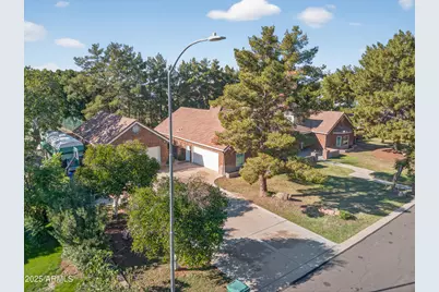 2306 N Hall Circle, Mesa, AZ 85203 - Photo 3