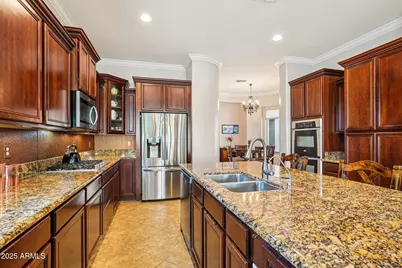 18310 W Onyx Court, Waddell, AZ 85355 - Photo 9