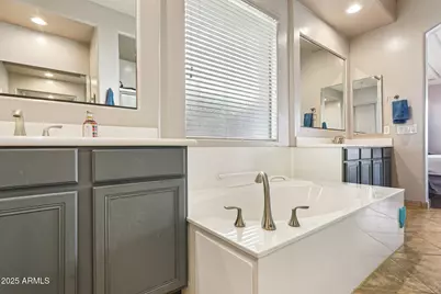 18310 W Onyx Court, Waddell, AZ 85355 - Photo 21