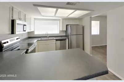 8427 W Orchid Lane, Peoria, AZ 85345 - Photo 5