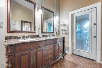 23712 N 104th Avenue, Peoria, AZ 85383 - Photo 17