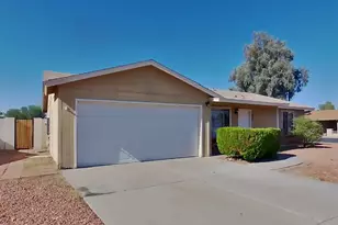 828 N Pine Ct, Gilbert, AZ 85233 - Photo 1