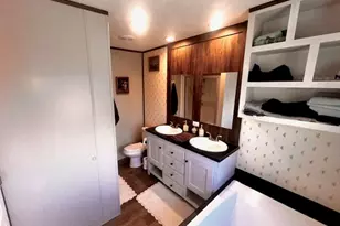 2060 N Center St, Mesa, AZ 85201 - Photo 13