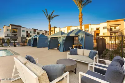 28201 N Black Canyon Highway #1L, Phoenix, AZ 85085 - Photo 9