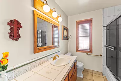 2047 W Cambridge Avenue, Phoenix, AZ 85009 - Photo 19