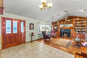 2047 W Cambridge Ave, Phoenix, AZ 85009 - Photo 7