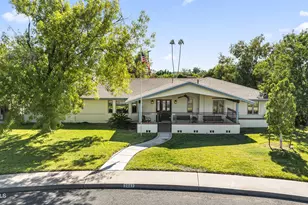 2047 W Cambridge Ave, Phoenix, AZ 85009 - Photo 1