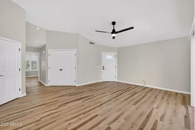 6831 S Oakmont Drive, Chandler, AZ 85249 - Photo 11