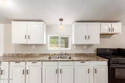 1099 S Warren Road, Maricopa, AZ 85139 - Photo 13