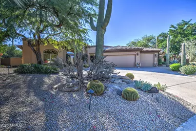 9671 E Monument Drive, Scottsdale, AZ 85262 - Photo 5