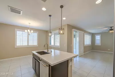 7926 W Medlock Drive, Glendale, AZ 85303 - Photo 9